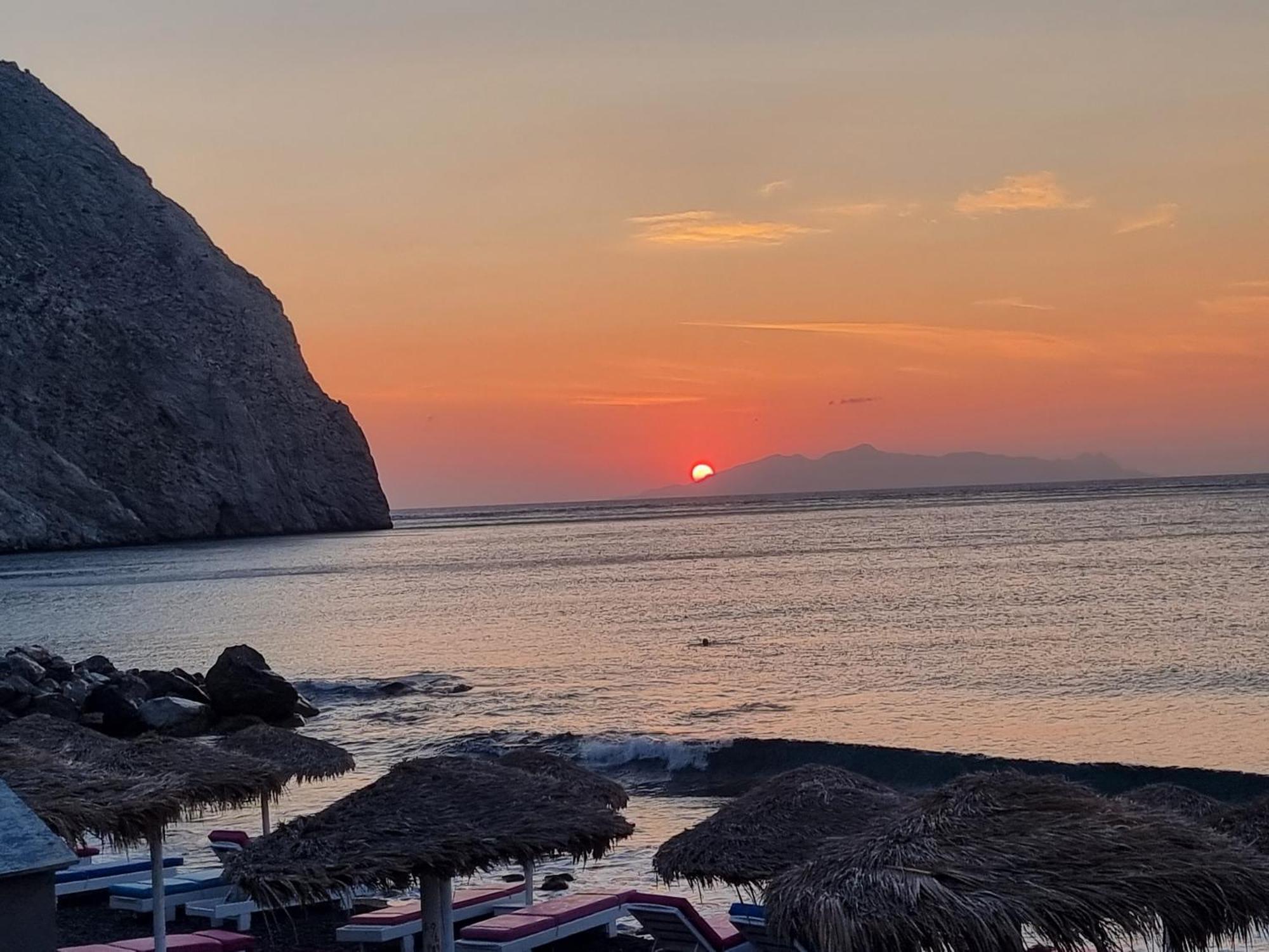 Pleasure Black Beach Perissa  Exterior foto